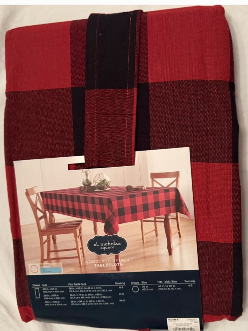 Tablecloth, round, red & black checkered, new.